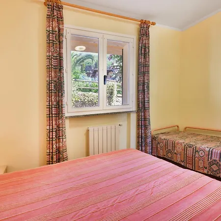 Relais Nisportino Borgo Alloro *