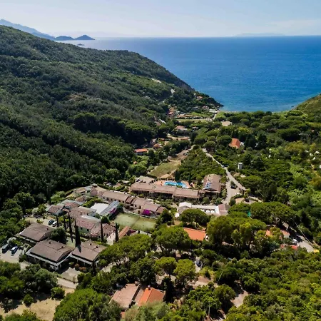 Relais Nisportino Borgo Alloro Rio nell'Elba