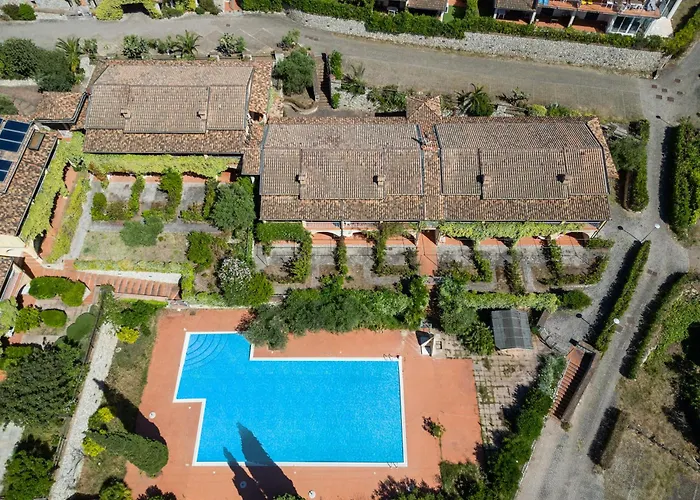 Relais Nisportino Borgo Alloro *